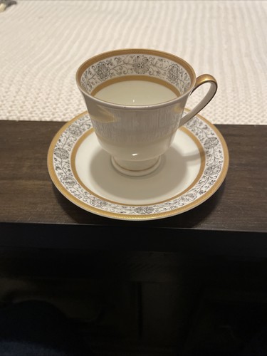 Fine porcelain from - the, johann
